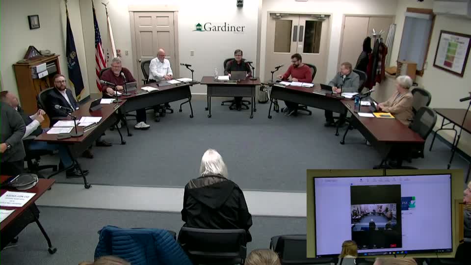 City Council Faces Public Outcry Over Trash Can Shortage