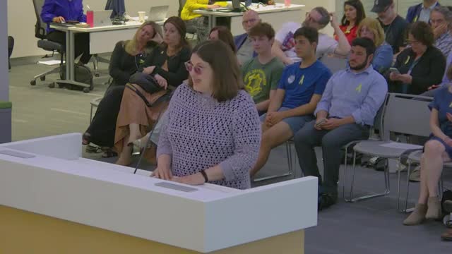 Council debates controversial divestment from Israeli bonds