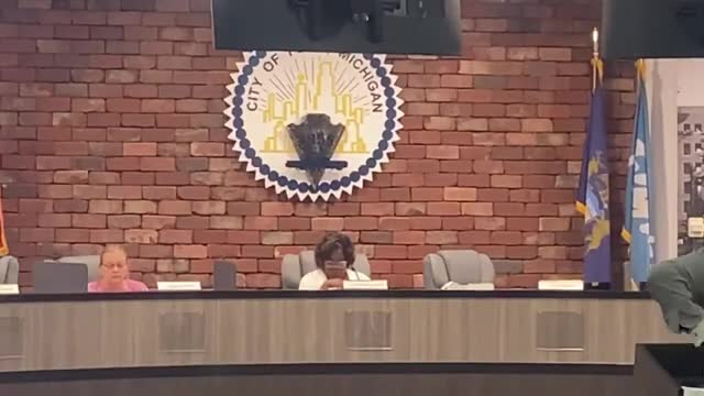 Urban agriculture initiative empowers youth in food deserts