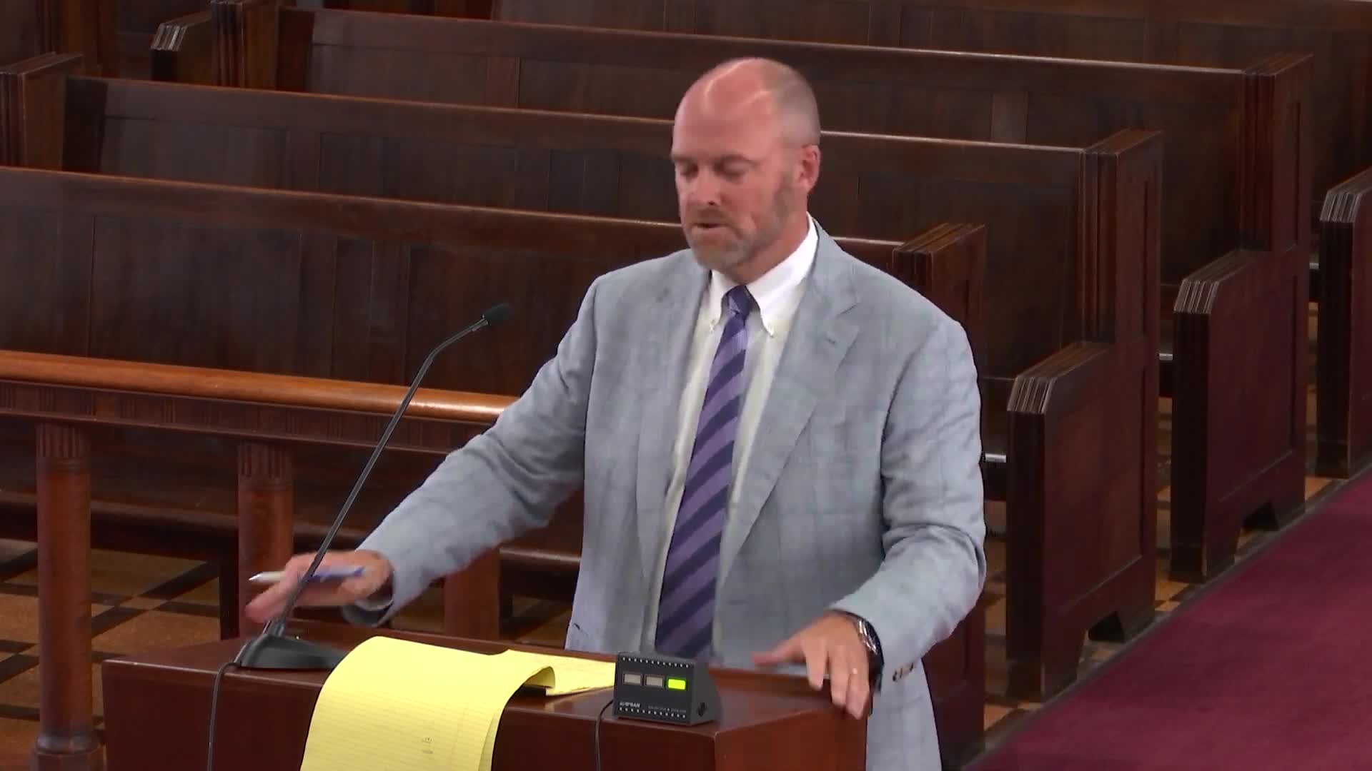 Divorce drama unfolds in contentious custody battle