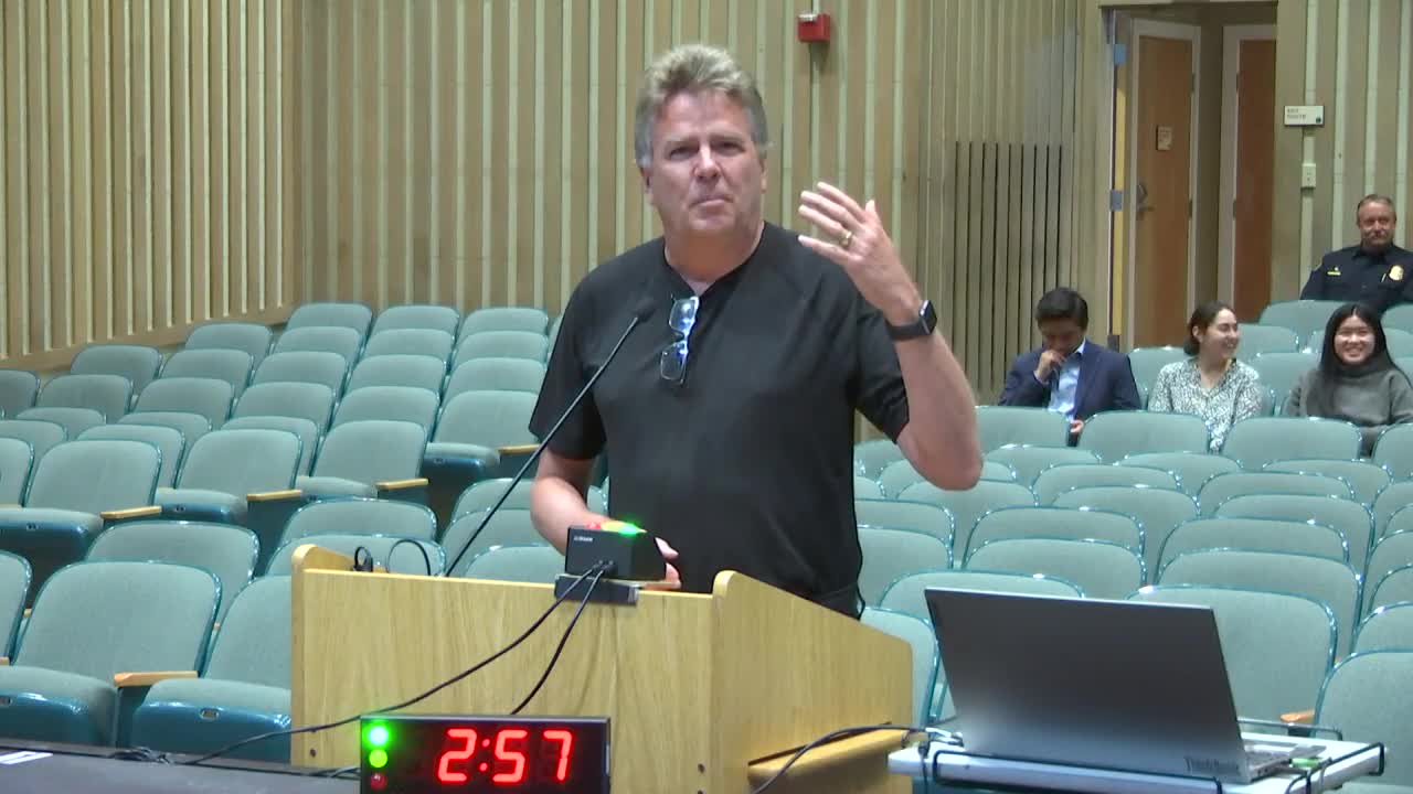 City bids heartfelt farewell to beloved city manager James Lindsay