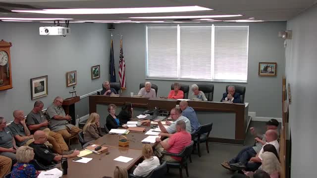 City leaders debate crucial pay raises for department heads