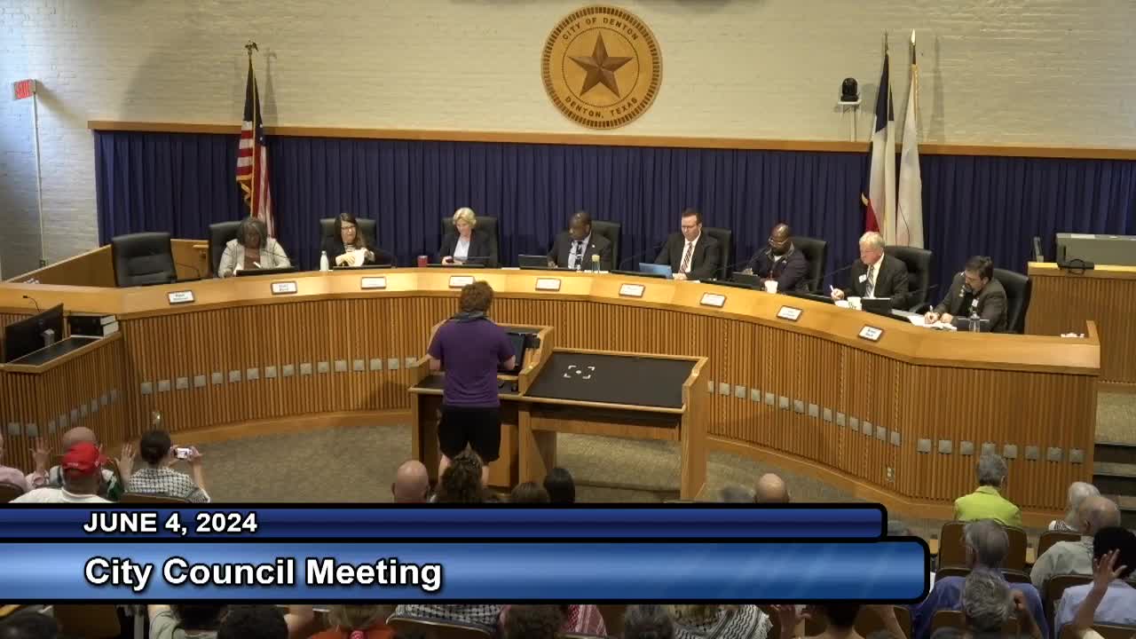 Activist demands city leaders call for Gaza ceasefire