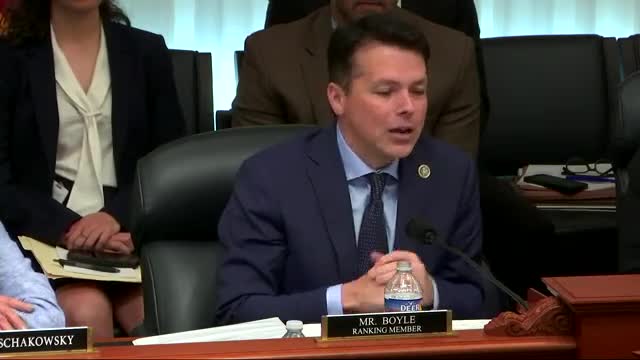 Lawmakers push to secure future of Social Security and Medicare