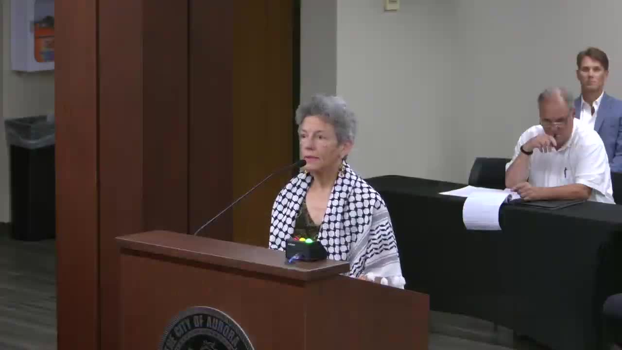 Activist demands ceasefire and arms embargo on Israel