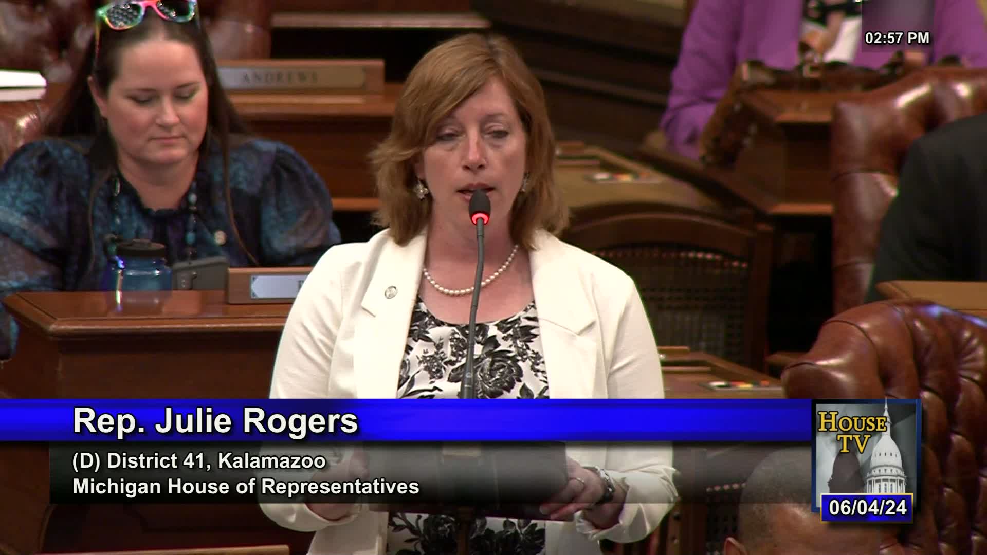 Lawmakers push for stronger protections for vulnerable road users