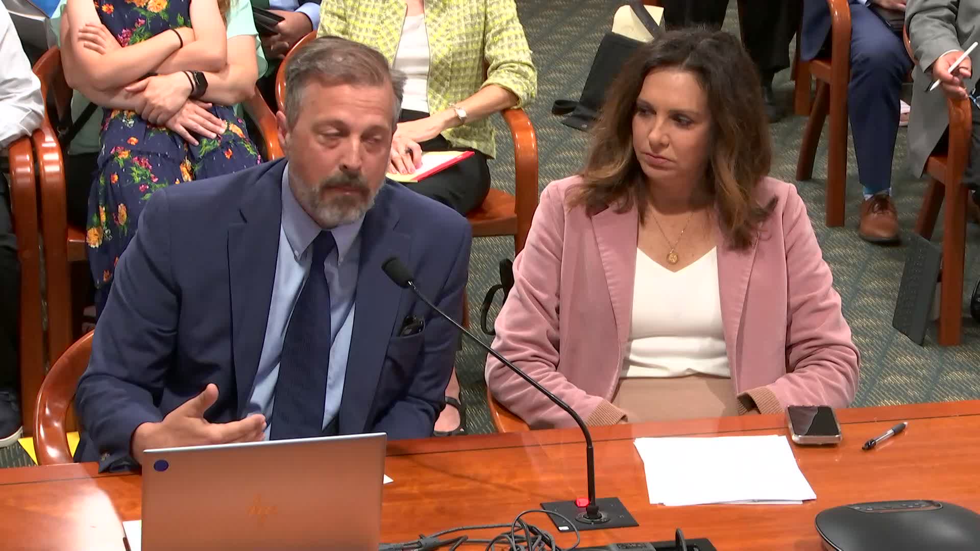 Lawmakers push for dyslexia screening reforms in schools