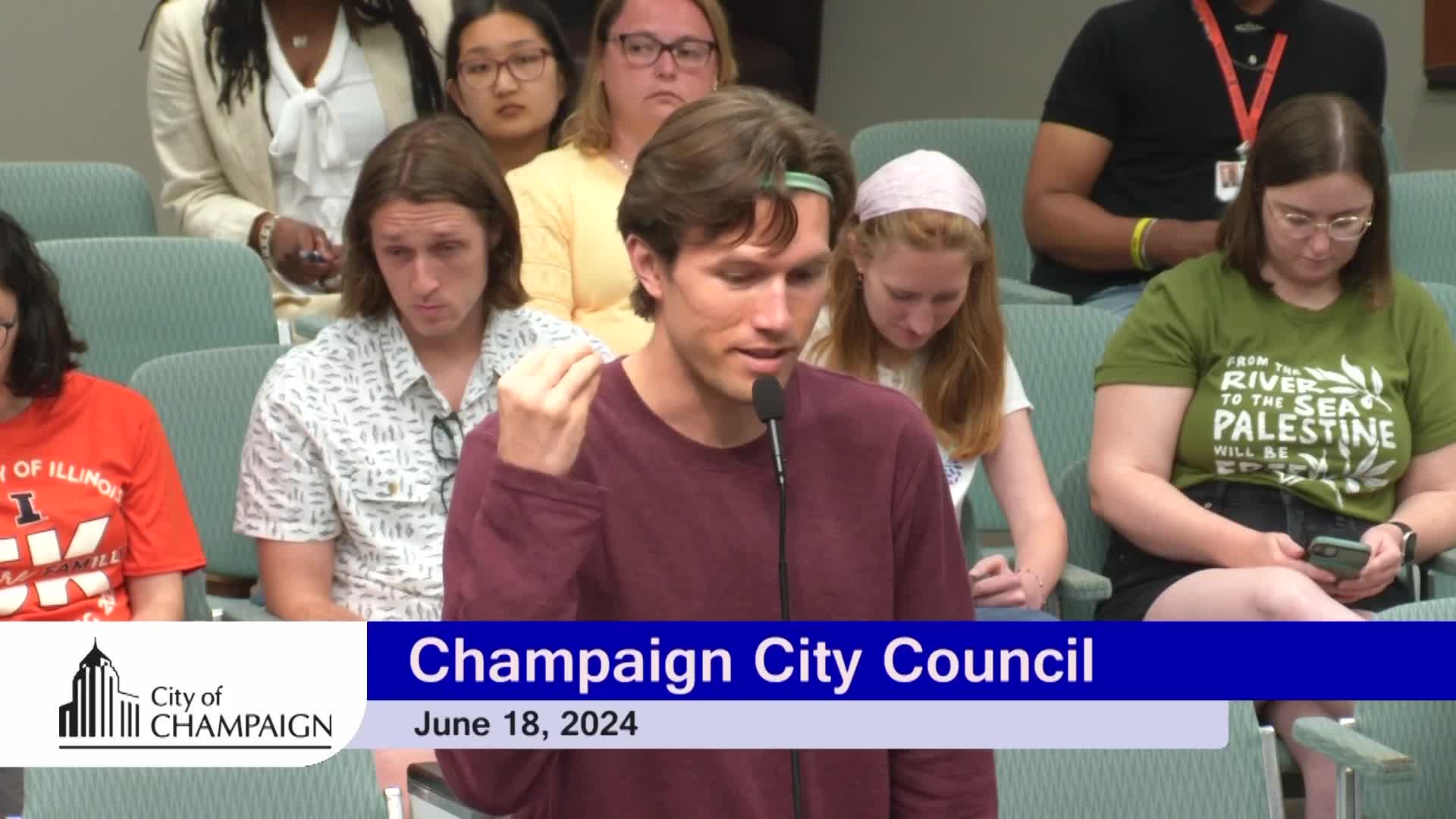 Activists demand ceasefire in Gaza during city council meeting