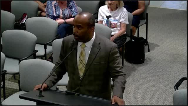 Lawmakers push for local governance over state control