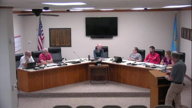 City leaders clash over funding for tennis and pickleball courts