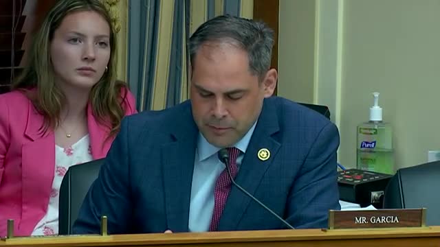 Energy Secretary outlines bold vision for nuclear independence