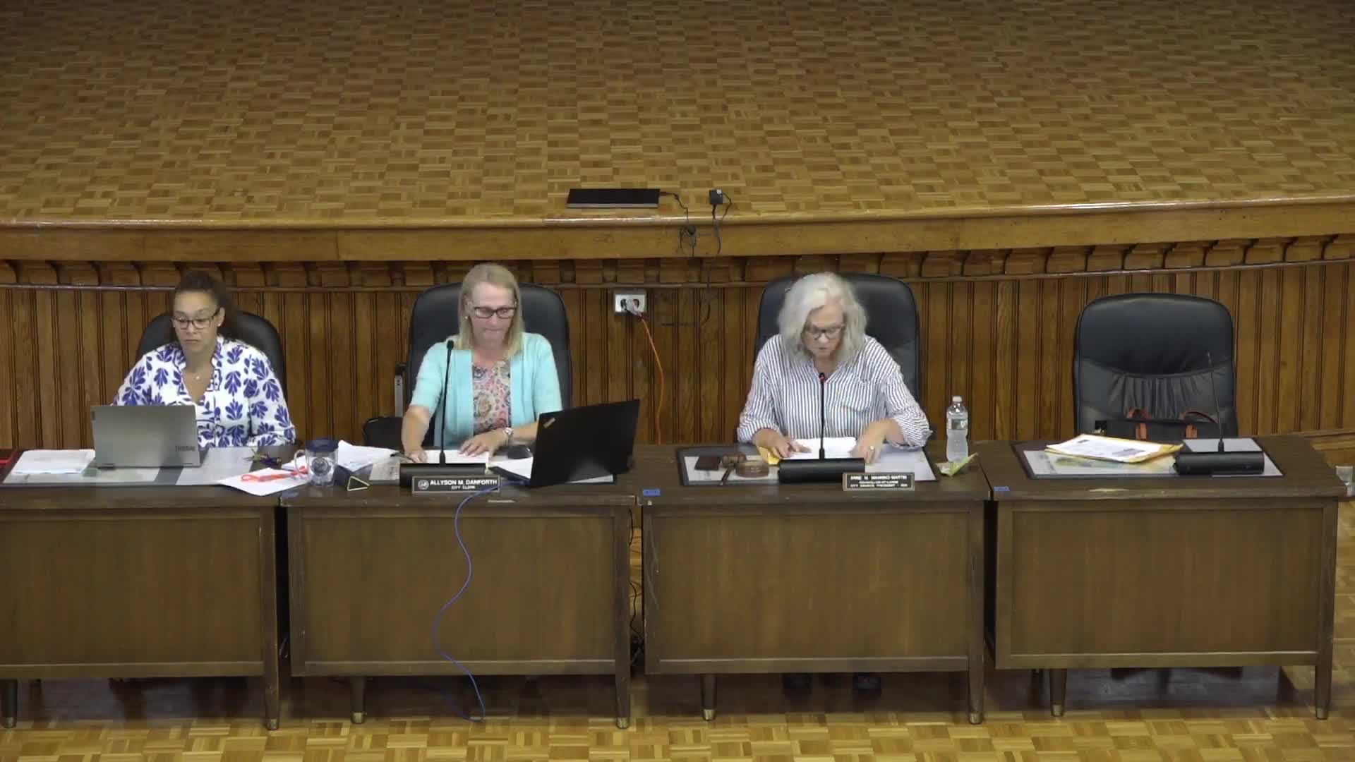 Council tackles traffic chaos from local car wash