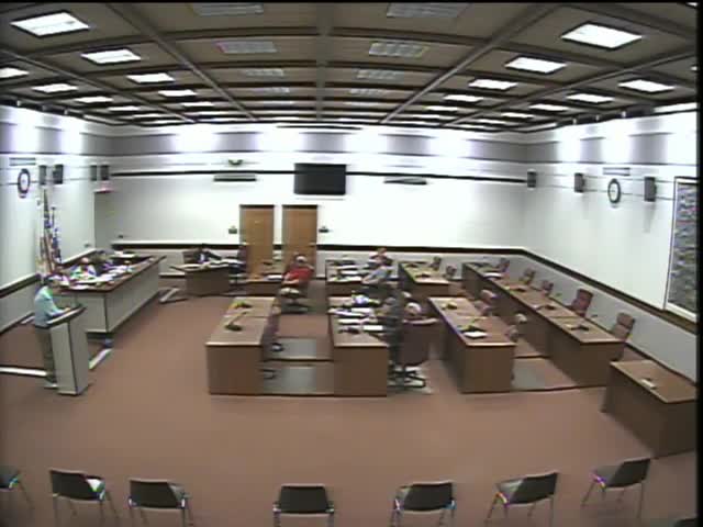 Debate ignites over intensive farming regulations in Grundy County