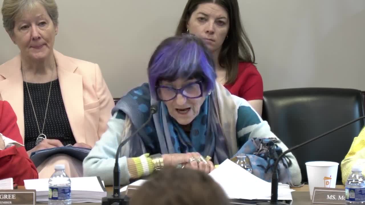 Firefighters honored as lawmakers push for wildfire support