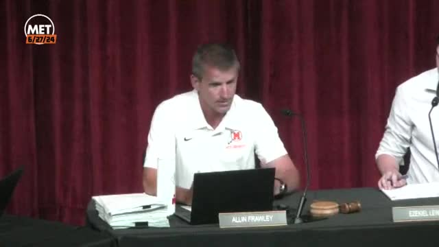 School District Faces Staffing Crisis Without HR Department