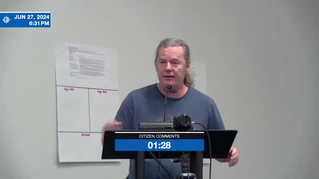 Community rallies against censorship in school libraries