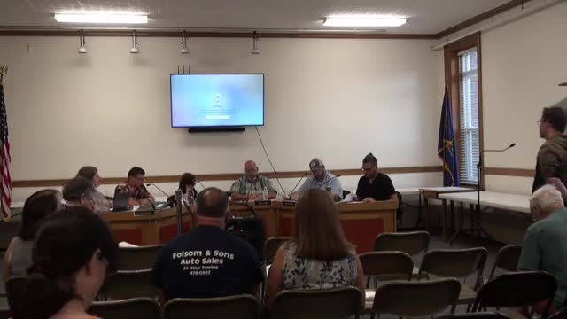 Town debates nonprofit lease for historic opera house revival