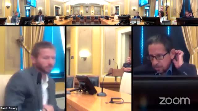 Firefighters battle raging Oak Ridge blaze as community rallies