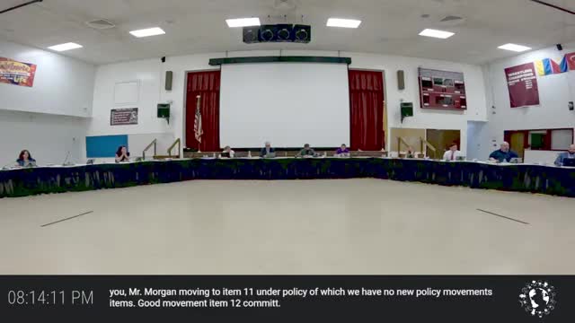 Heroic officer saves lives from burning building