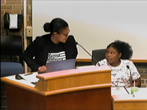 Residents demand delay on controversial leaf disposal vote