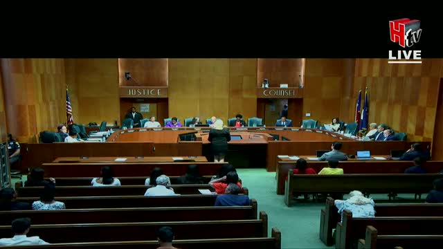 City urged to block reopening of controversial bar