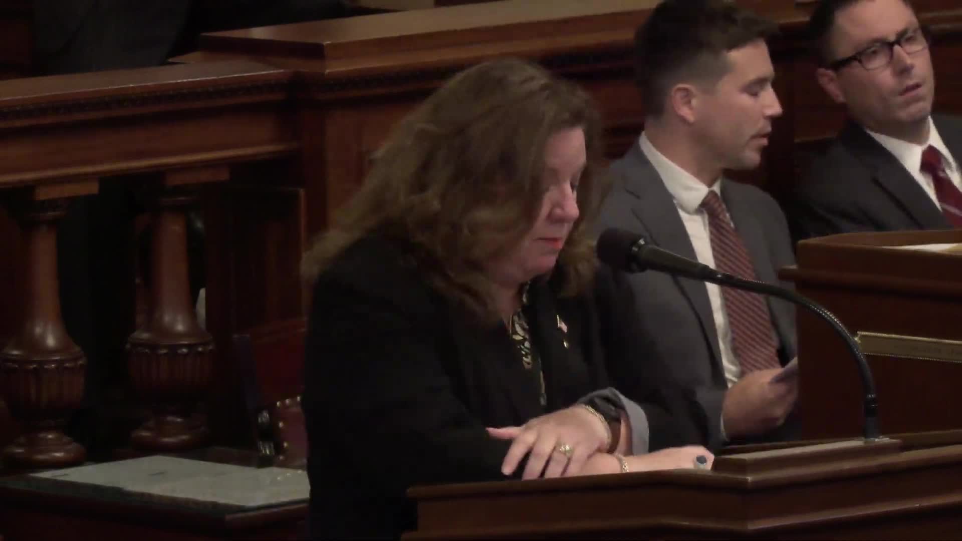 Lawmakers push urgent amendment to combat rising squatting crisis