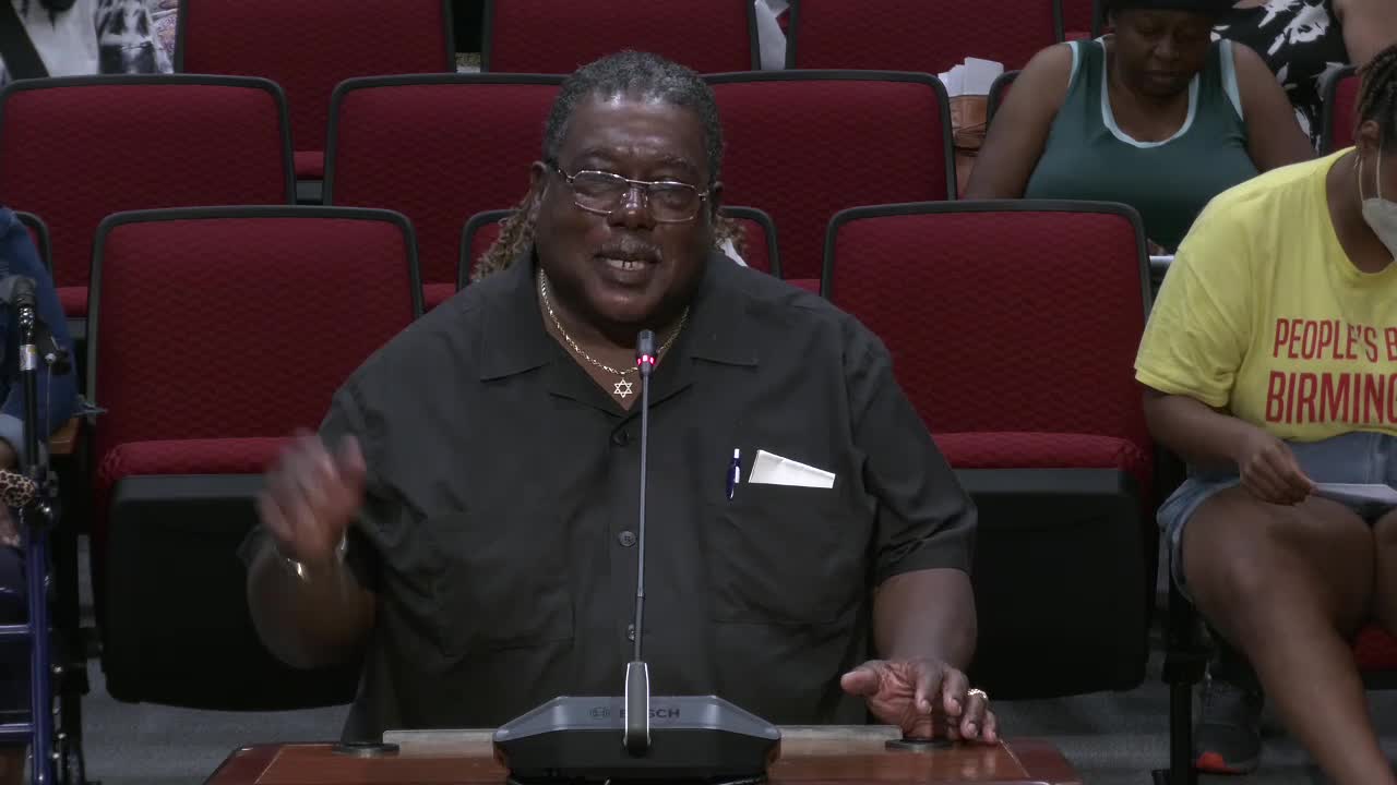 Residents demand accountability as mayor skips budget meeting