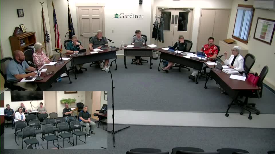 Council debates new fire pit regulations amid safety concerns