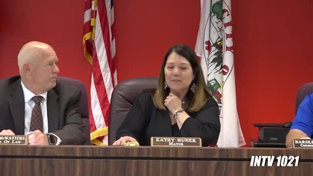 Young law prodigy interns while pursuing degree at 20