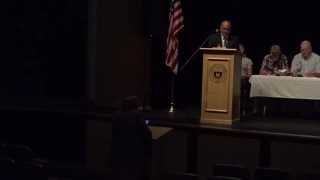 School board faces scrutiny over budget discrepancies