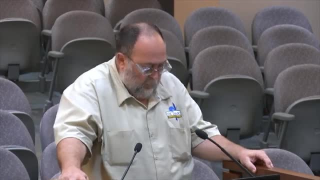 Union leader blasts micromanagement in heated address