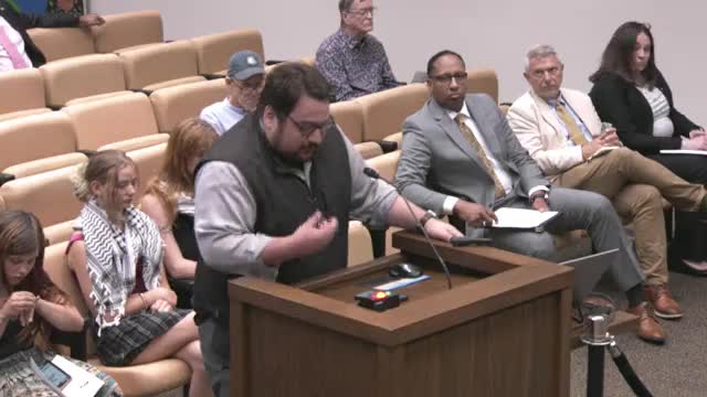 Roanoke council urged to advocate for Gaza ceasefire