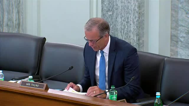 Lawmakers debate urgent need for AI oversight and privacy laws