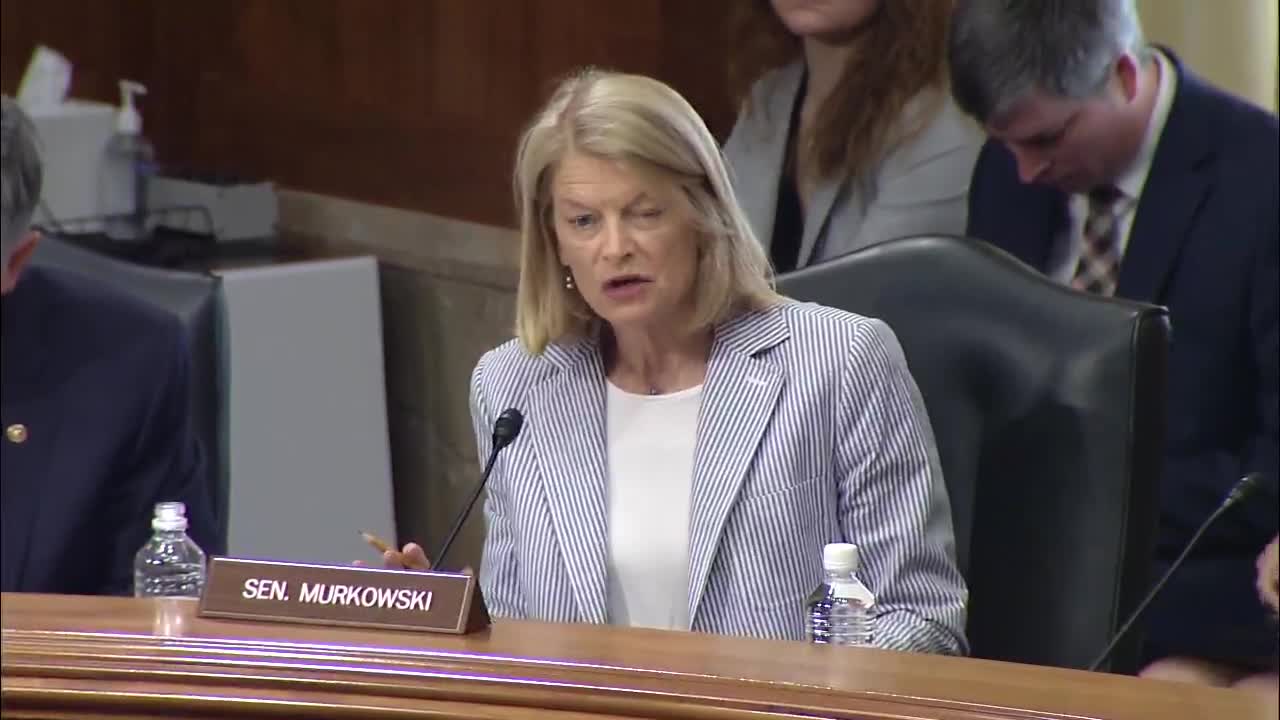 Senators clash over land management and investigation claims