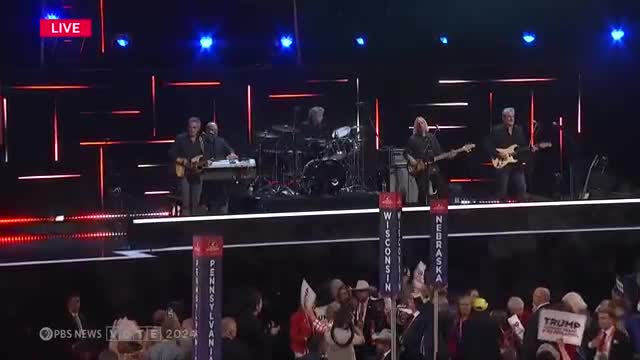 Senator Scott shares inspiring journey from humble beginnings