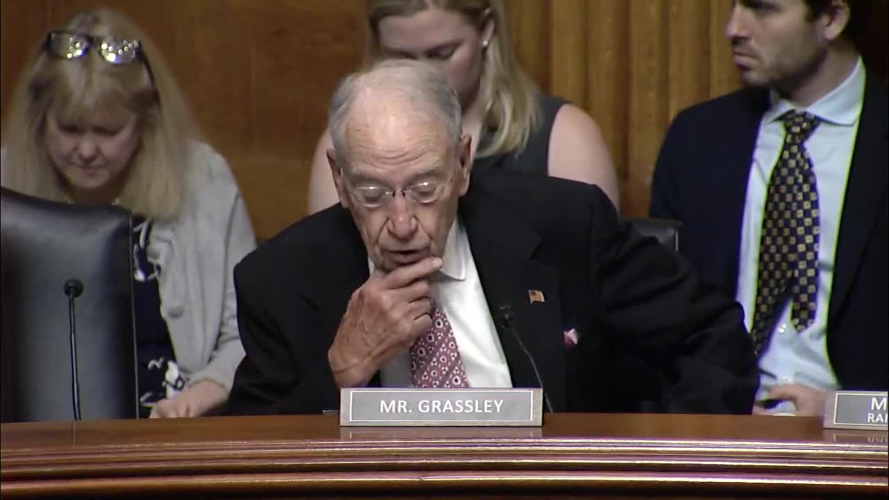 Senator confronts campaign donations amid controversial statements