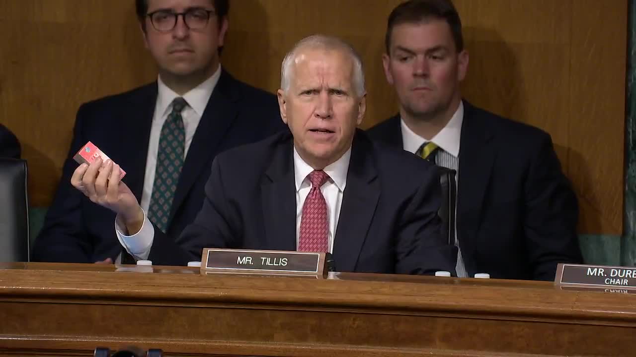 Lawmakers target manufacturers in youth vaping crisis