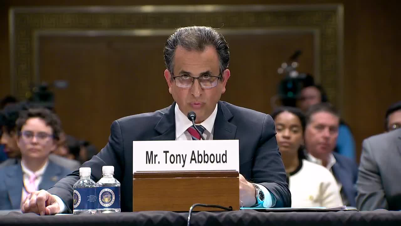 FDA Faces Pressure Over Vaping Regulations and Youth Access