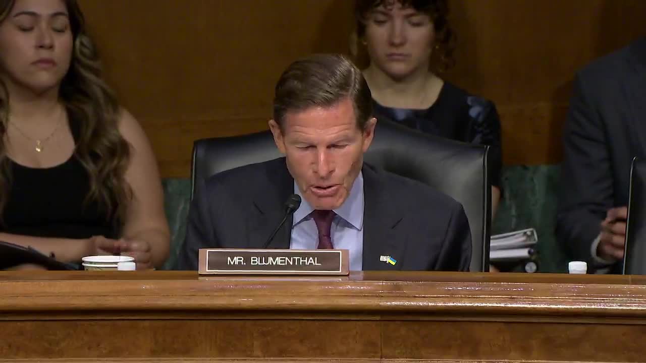 Federal agencies criticized for failing to combat vaping crisis