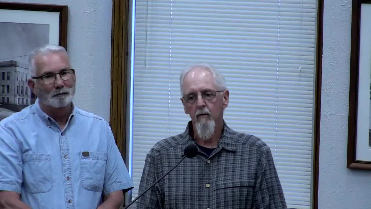 Residents Demand Action on Hazardous Maple Tree