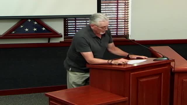 Residents demand answers on leaf pickup and budget cuts