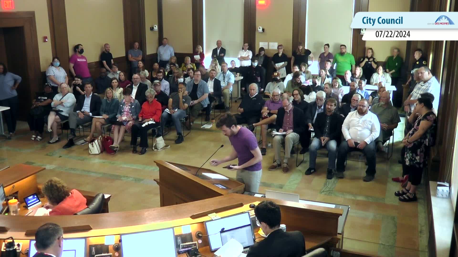 City Council Moves to Criminalize Homelessness Amid Controversy