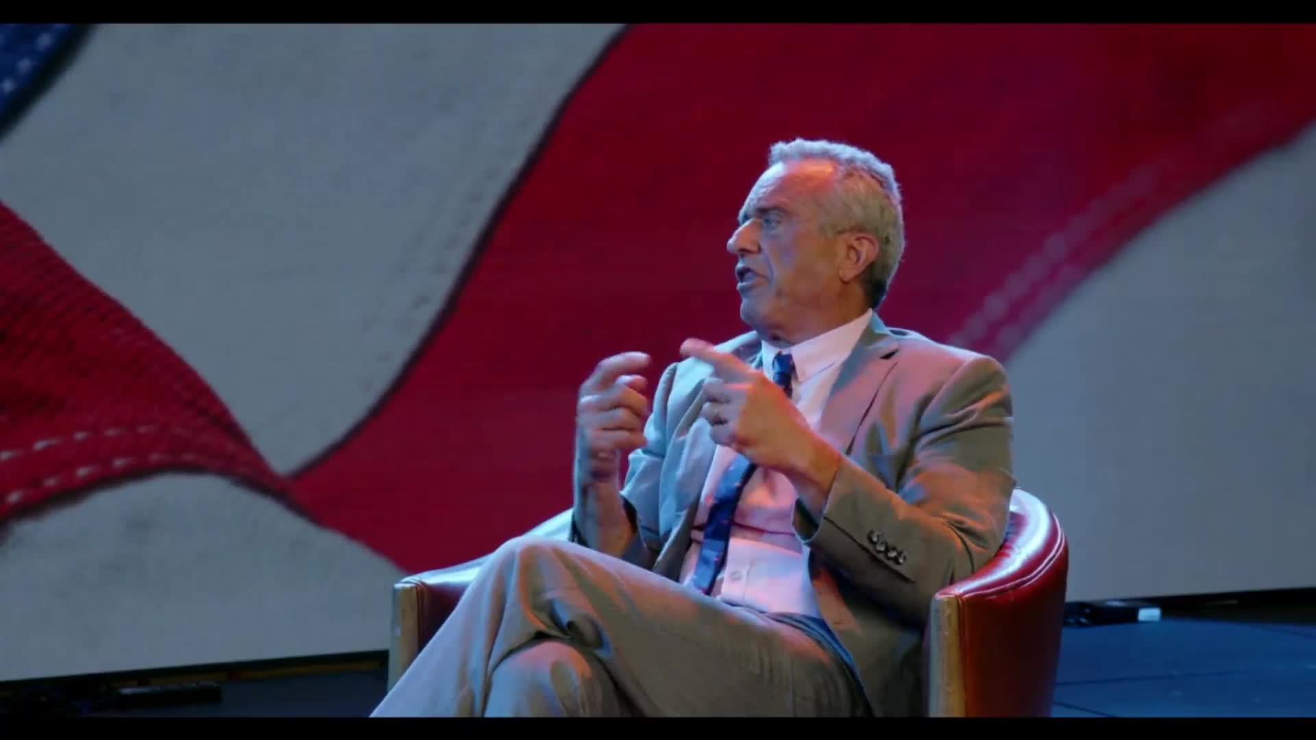 Fed's policies fuel wealth gap and threaten democracy