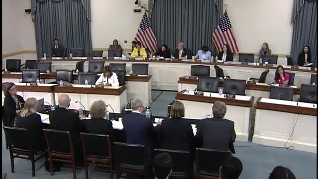 CDC Expands Operations Amid Rising Bird Flu Concerns