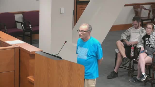 Alderman calls for shift from warfare to local needs