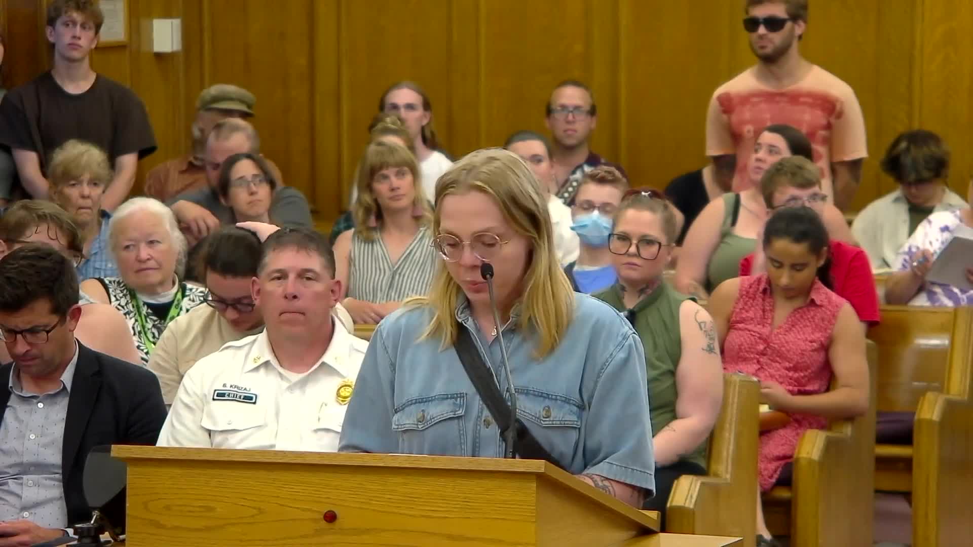 Community rallies against proposed ordinances criminalizing homelessness