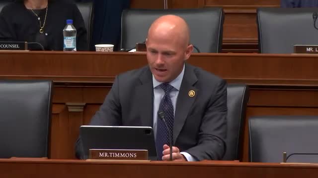 Credit scores revolutionize home buying for Americans