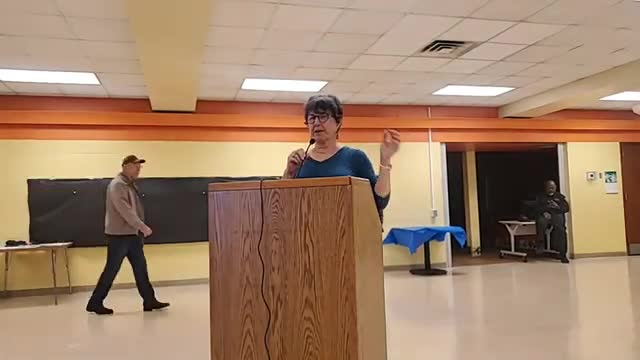 Community demands answers on school leadership and urgent issues