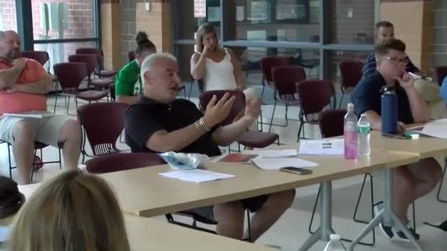 Experts warn of ongoing mold issues in aging schools