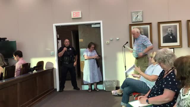 City Council Faces Tough Questions on Homelessness Policy